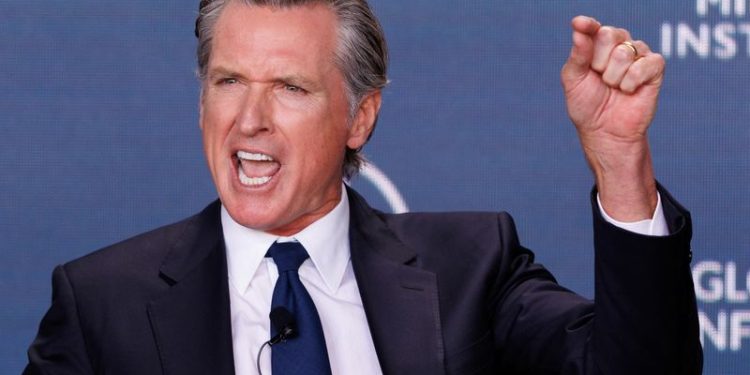 California governor vetoes bill to help undocumented immigrants buy homes