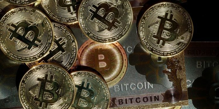 Bitcoin jumps to one-month high and yen grinds even lower