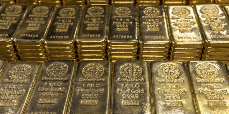 Most banks expect gold’s bull run to persist into 2025
