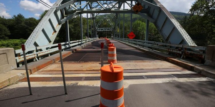 US highway program’s use of race, gender in contracting is unlawful, judge says