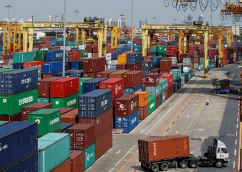 Strong Thai baht hitting exporters and tourism, says central bank