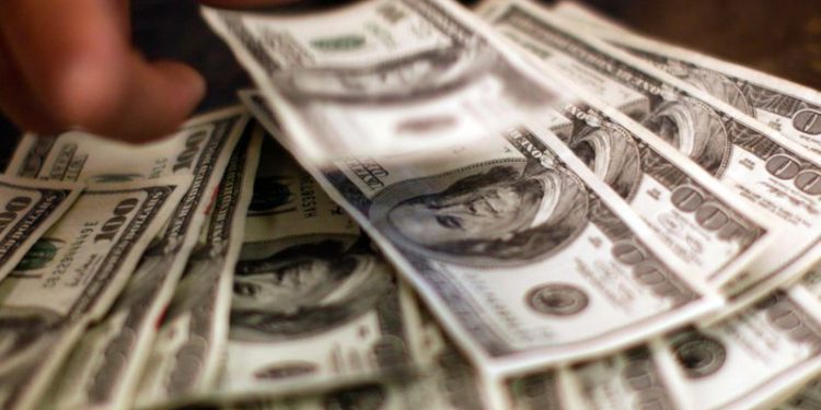 Asia FX muted, dollar advances with inflation, Fed on tap