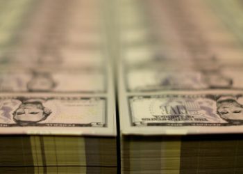 Trump wild card for weaker dollar outlook – Capital Economics