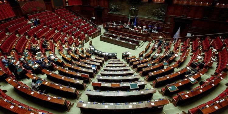 Italian government to approve 2025 budget amid tensions over bank levy