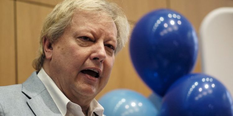 Australian lawsuit involving billionaire WiseTech CEO is settled