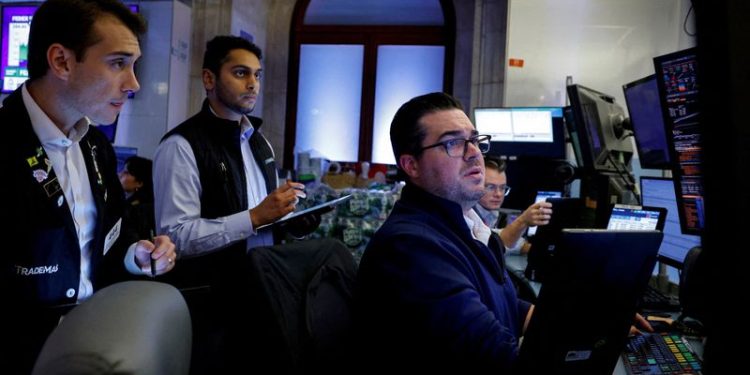 US money market funds see large inflows as election nears