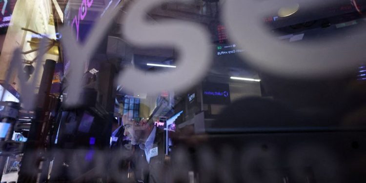 Column-S&P 500 counts on final ‘Mag 7’ push for best year this century: McGeever