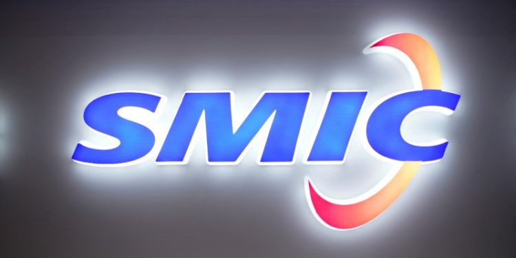 SMIC sees prolonged chip glut, signals cautious expansion outlook