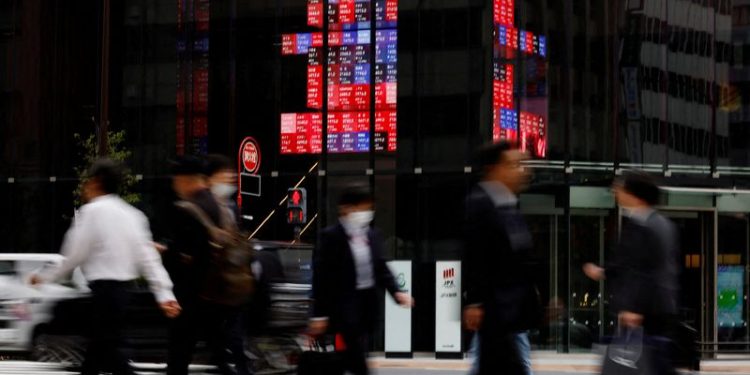 Carlyle, Warburg among investment firms hunting talent in Japan as deals boom