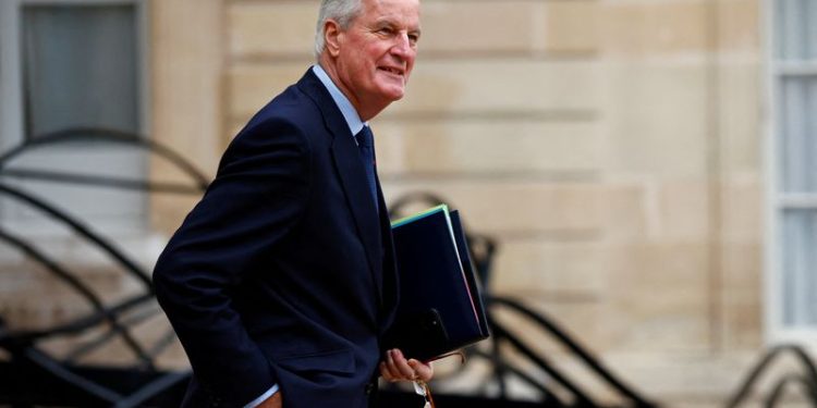 Explainer-Could the ECB help France if borrowing costs surge further?