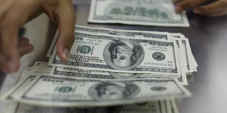 StanChart predicts dollar strength after early 2025 weakness
