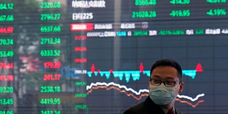 Asia stocks sink on hawkish Fed jitters, weak China inflation