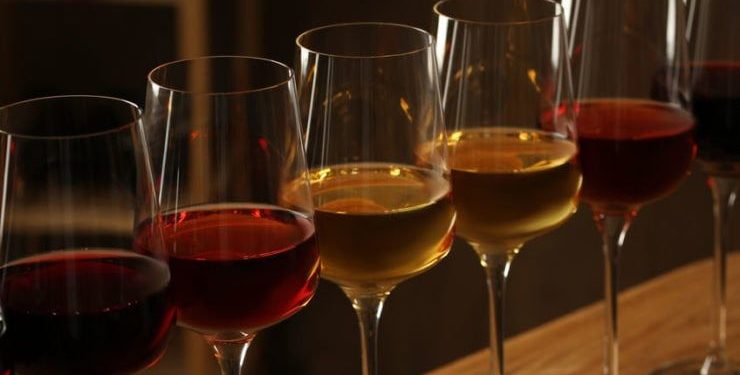 Trump threatens 200% tariffs on European alcohol as US-EU trade war escalates